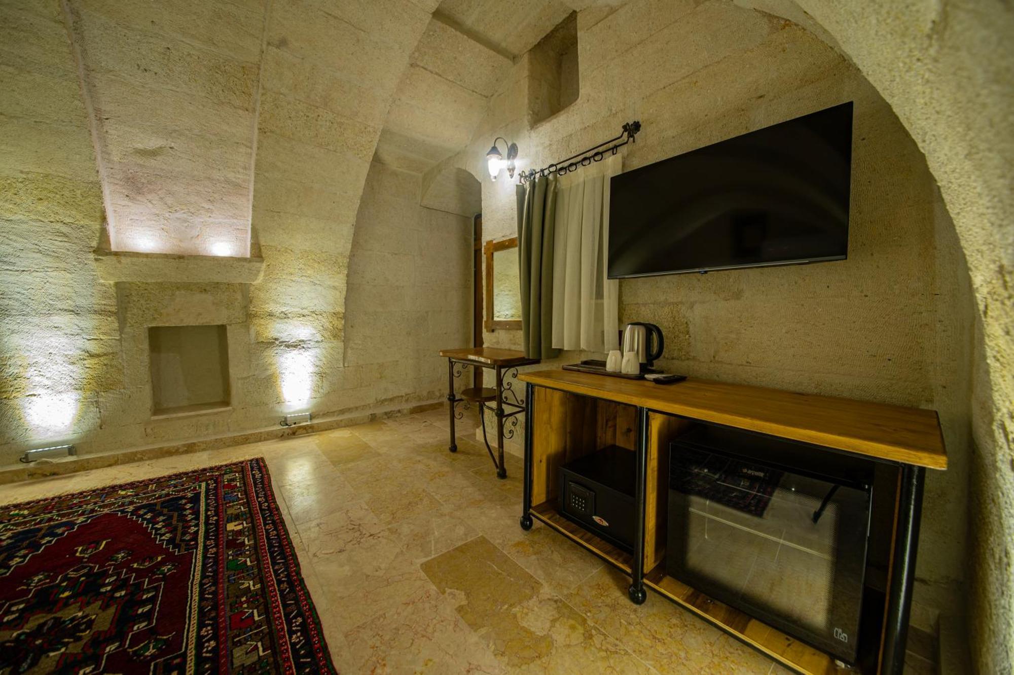 Ares Cave Suites Goreme Exterior photo