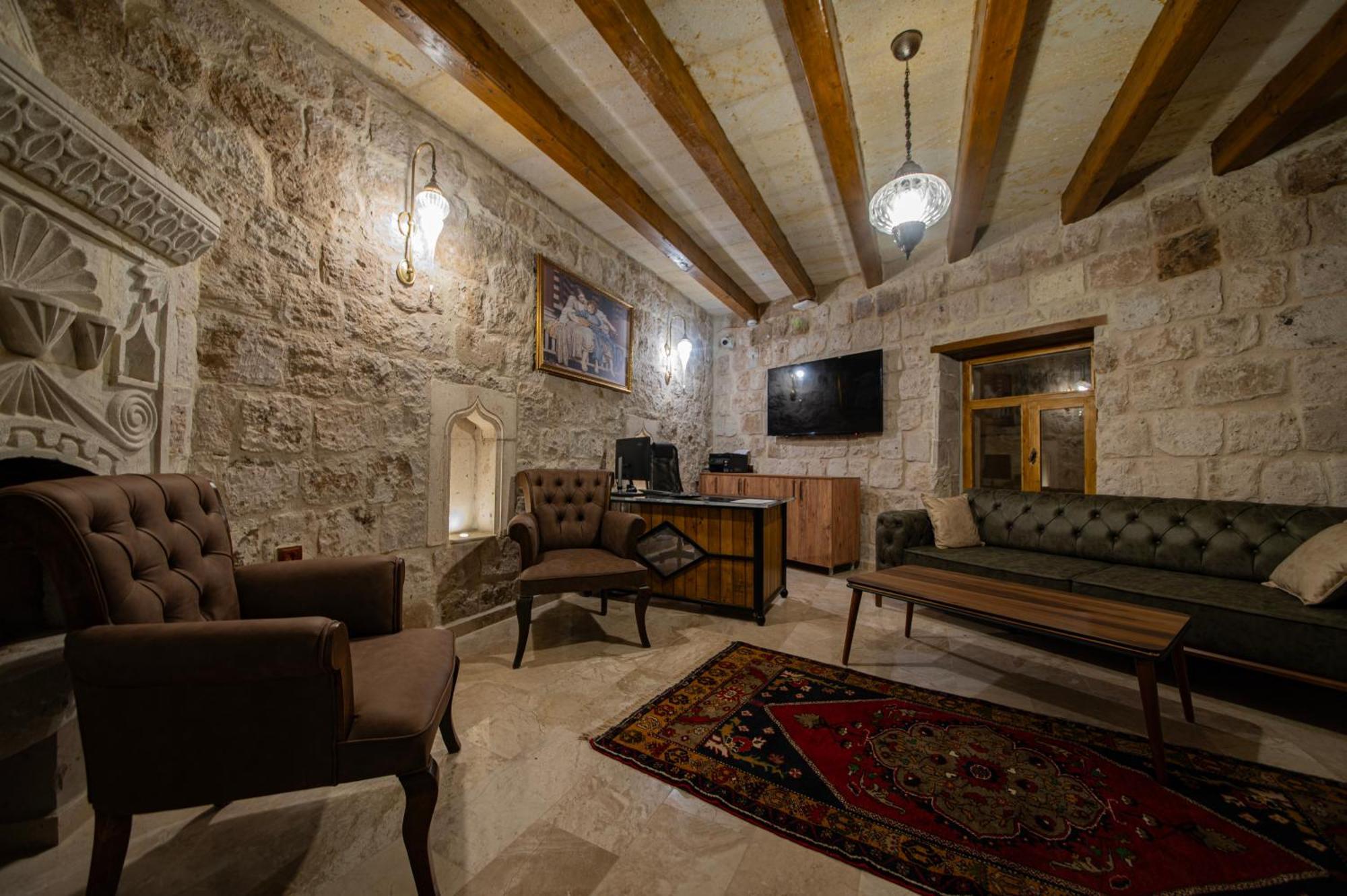 Ares Cave Suites Goreme Exterior photo